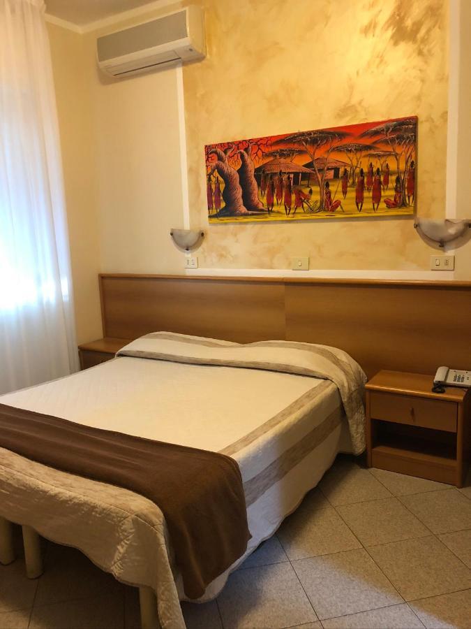 Hotel Capri Diano Marina Eksteriør bilde