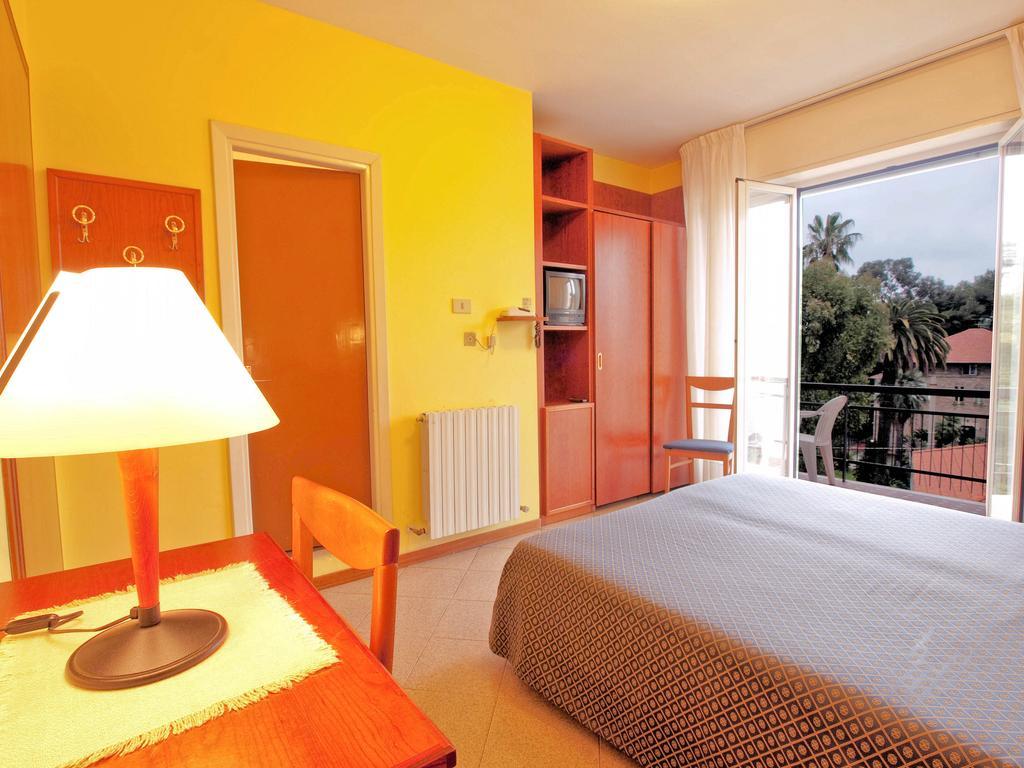 Hotel Capri Diano Marina Rom bilde